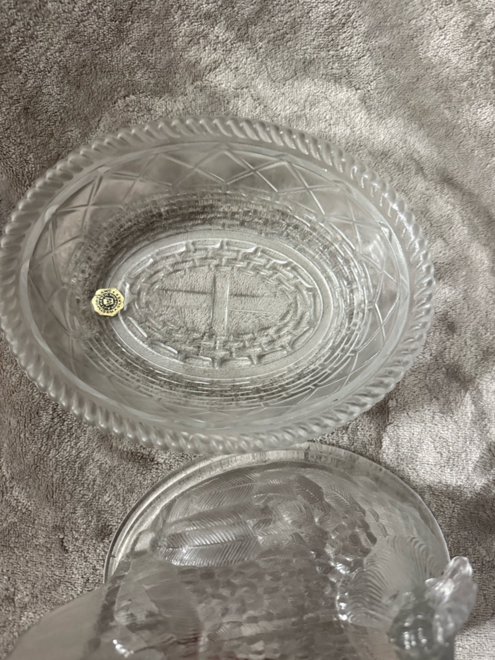 Clear Glass Serving Bowl - Elegant Patterned Home Bowl